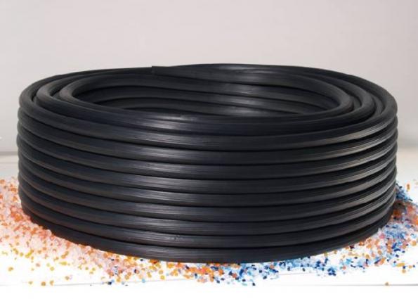 مشخصات انواع شیلنگ های آب PVC